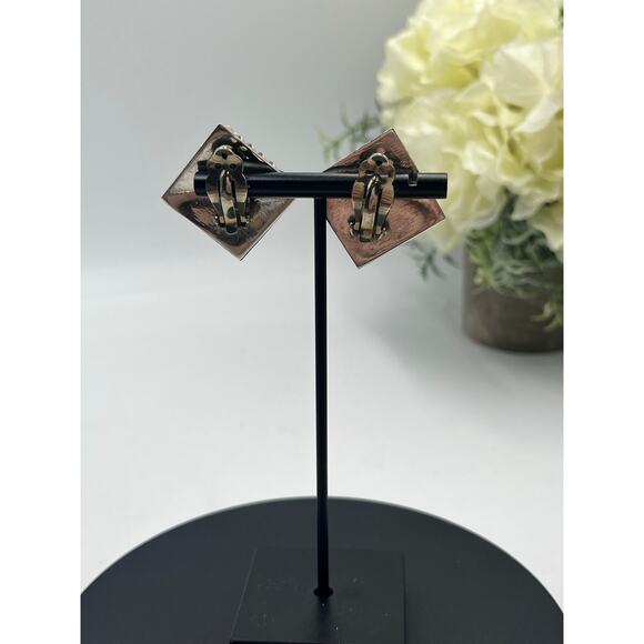 Sterling Silver Vintage Mexico Taxco TS-01 Waffle Quilted Heavy Clip on Earrings - Picture 3 of 12